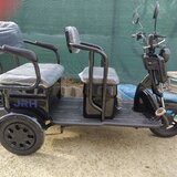 Triciclu electric in garantie